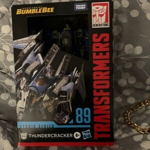 Hasbro Transformers Thundercracker Studio Series Figure